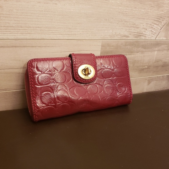 Coach Handbags - Coach wallet Coach Handbags - Coach wallet